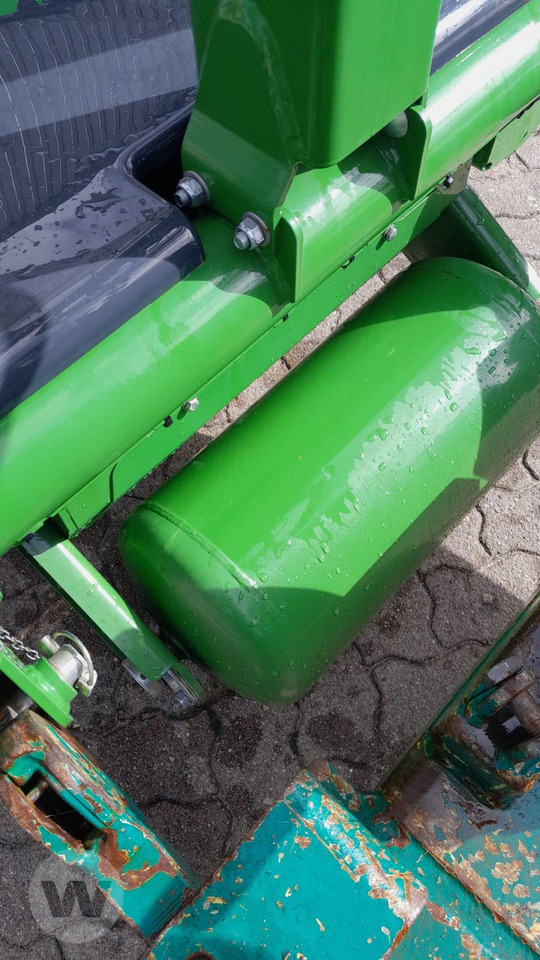 Krone EASY WRAP 150 - معدة تغليف البالات: صور 4 Krone EASY WRAP 150 - معدة تغليف البالات: صور 4