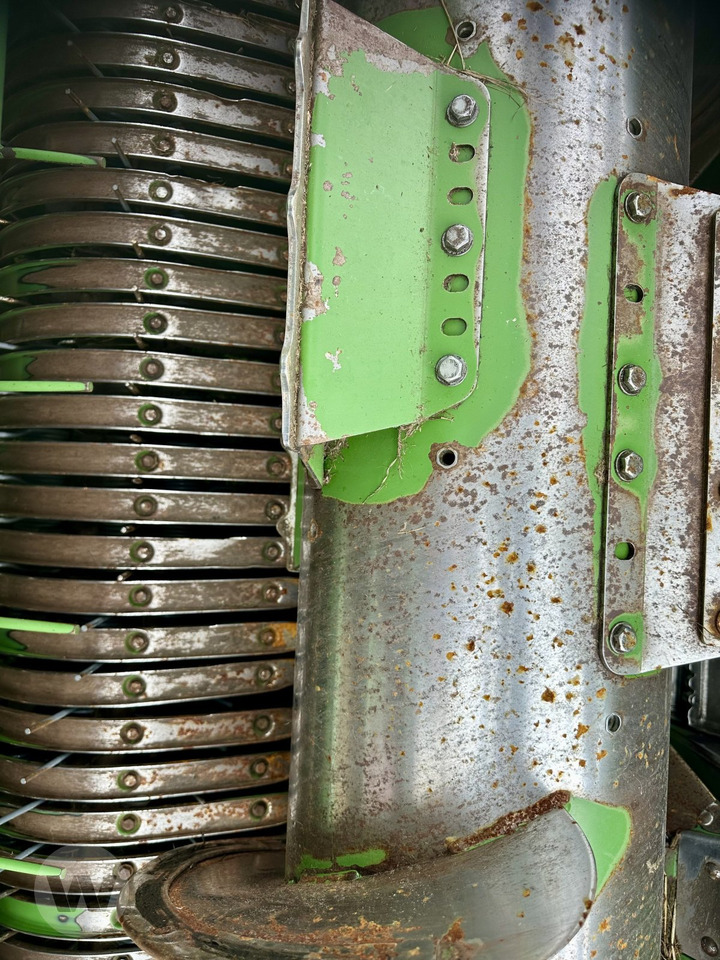 Krone Easy Flow 300 S - معدات حصادة الأعلاف: صور 5 Krone Easy Flow 300 S - معدات حصادة الأعلاف: صور 5