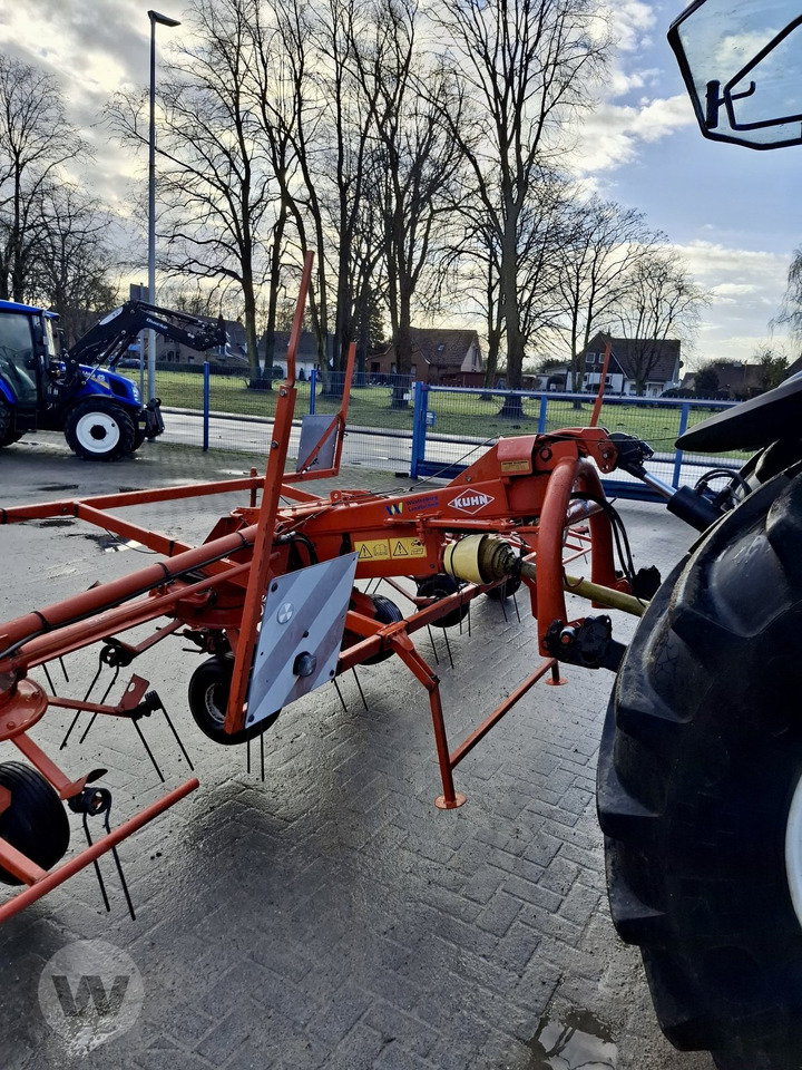 Kuhn GF 8501 - لمّامَة القش: صور 4 Kuhn GF 8501 - لمّامَة القش: صور 4