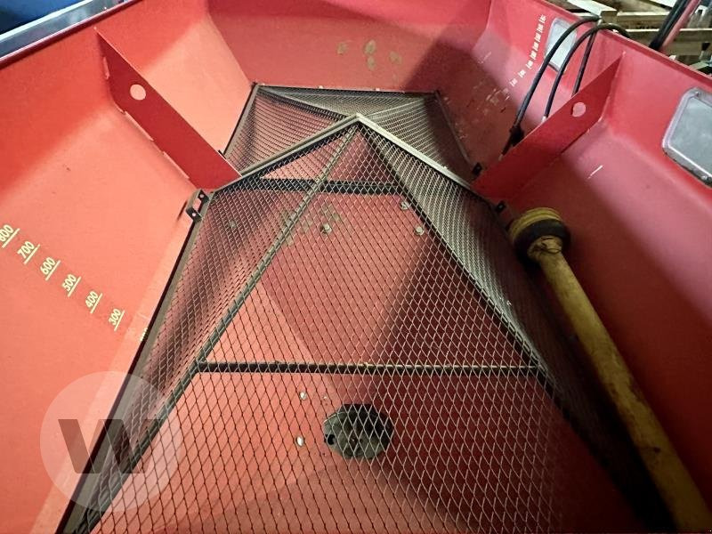 Kverneland RS-XL - آلة رش الأسمدة: صور 5 Kverneland RS-XL - آلة رش الأسمدة: صور 5