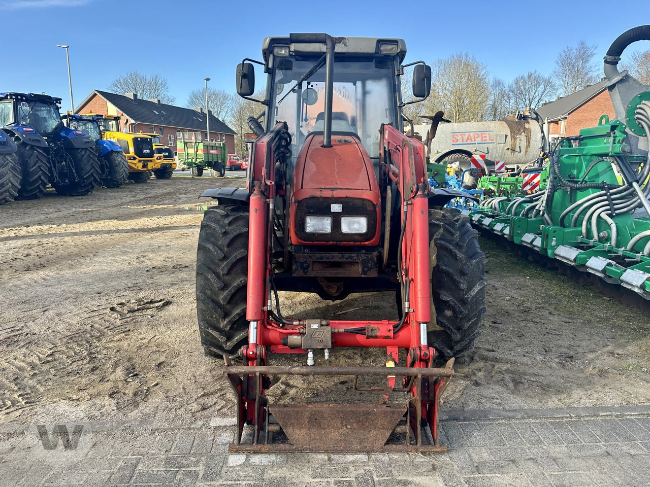 Massey Ferguson 4235 - جرار: صور 3 Massey Ferguson 4235 - جرار: صور 3