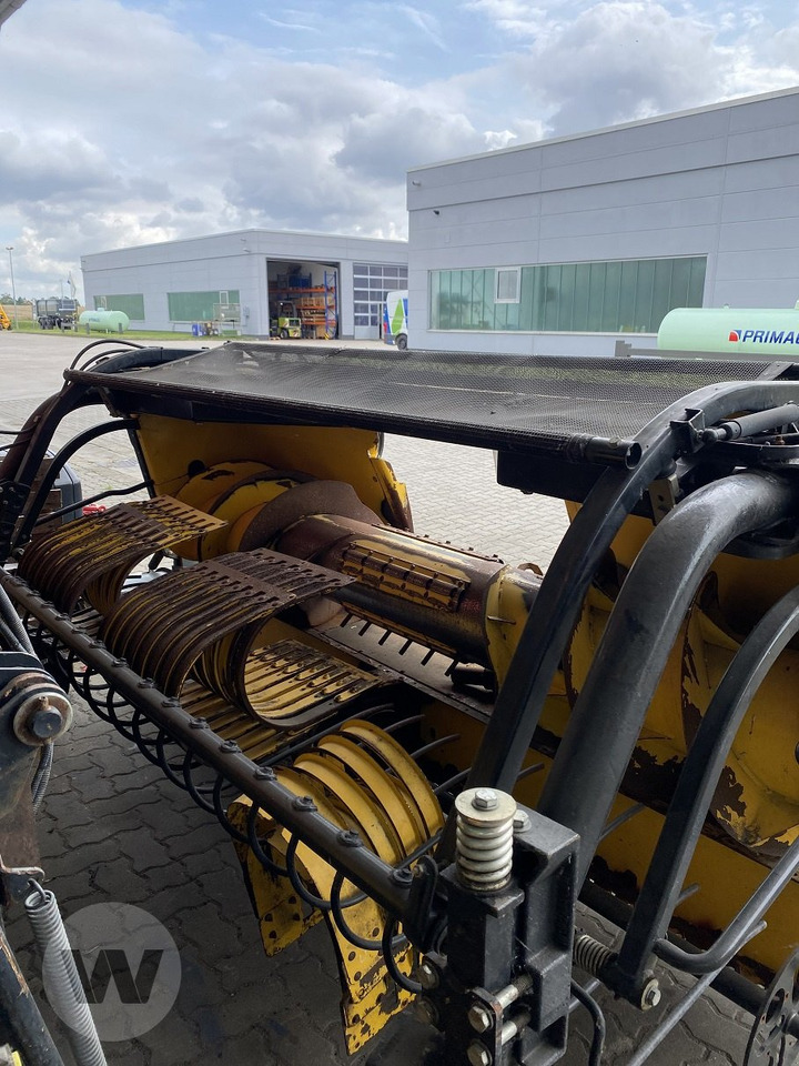 New Holland 270 FP - معدات حصادة الأعلاف: صور 1 New Holland 270 FP - معدات حصادة الأعلاف: صور 1