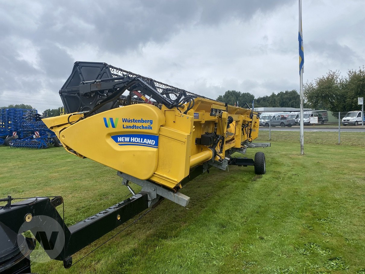 New Holland 760 CG VARIFEED - حصادة شاملة - الرأس: صور 3 New Holland 760 CG VARIFEED - حصادة شاملة - الرأس: صور 3