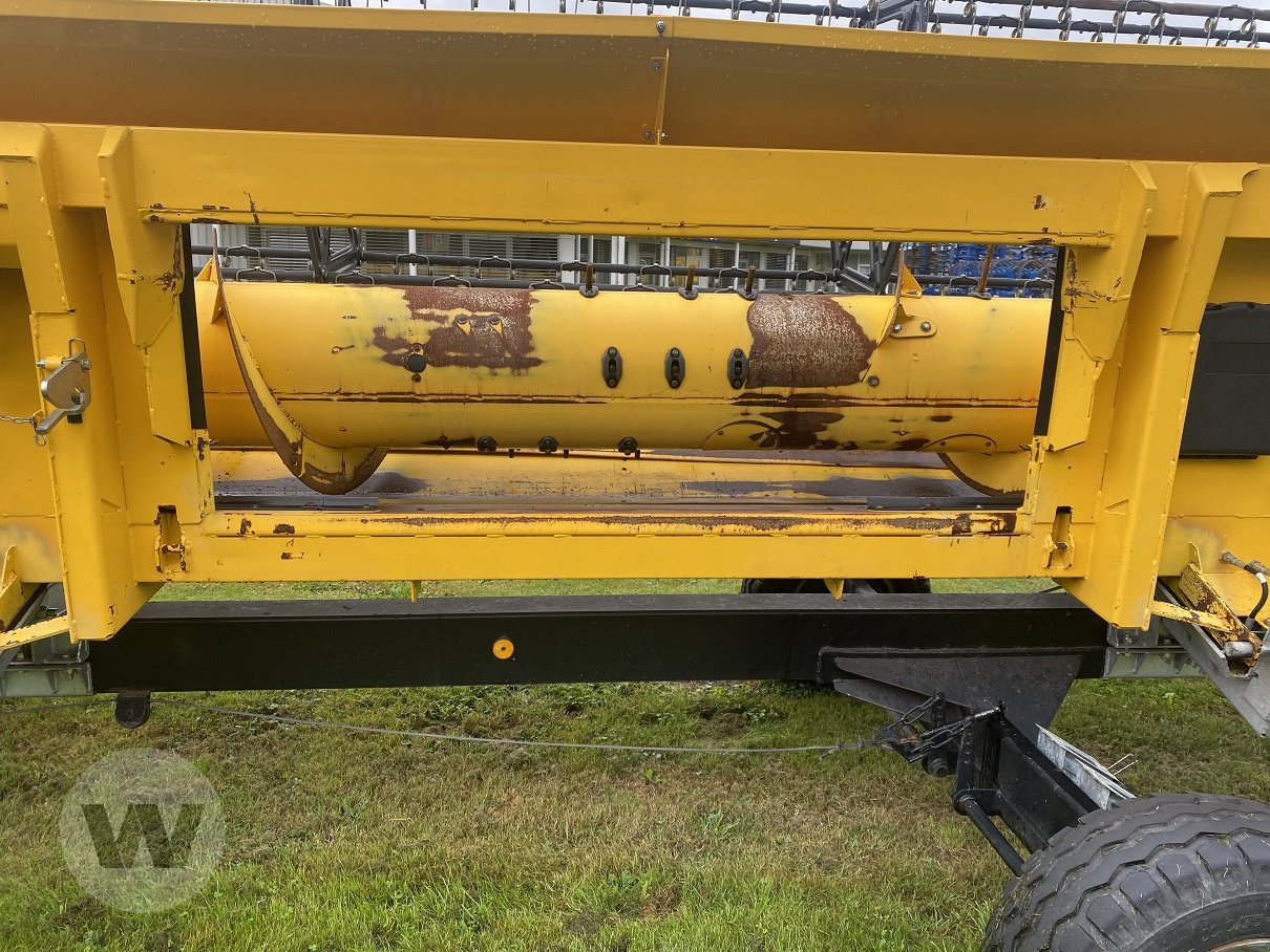 New Holland 760 CG VARIFEED - حصادة شاملة - الرأس: صور 5 New Holland 760 CG VARIFEED - حصادة شاملة - الرأس: صور 5