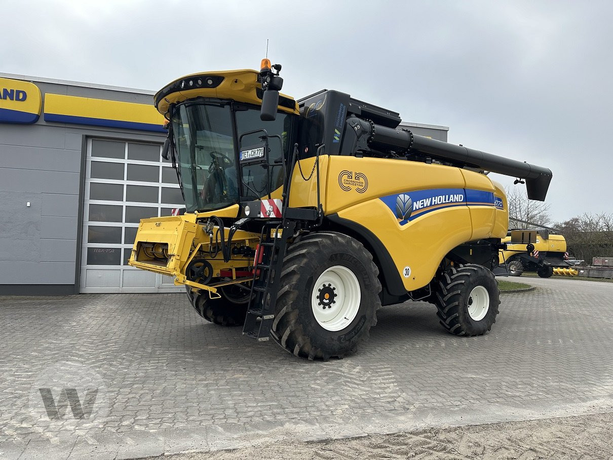 New Holland CH 7.70 - حصادة شاملة: صور 1 New Holland CH 7.70 - حصادة شاملة: صور 1