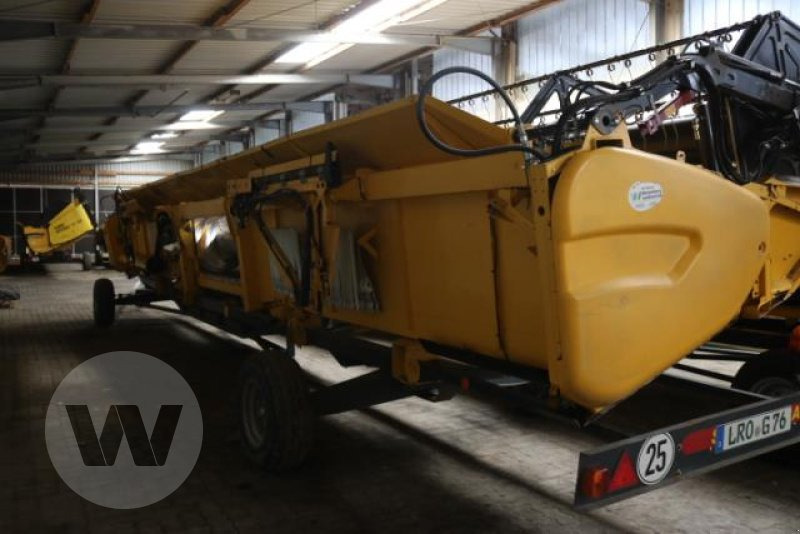 حصادة شاملة New Holland CR 9090 SCR: صور 6