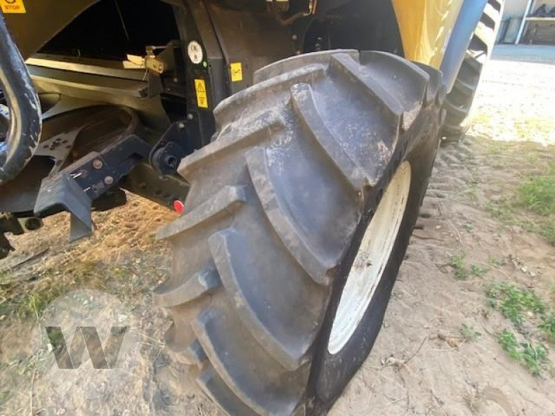 New Holland CR 980 - حصادة شاملة: صور 5 New Holland CR 980 - حصادة شاملة: صور 5