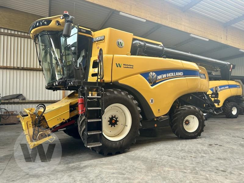 New Holland CX 8.90 - حصادة شاملة: صور 1 New Holland CX 8.90 - حصادة شاملة: صور 1