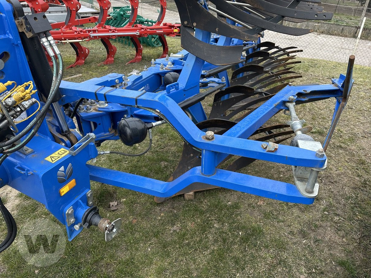 New Holland PHVH 4+1 - محراث: صور 3 New Holland PHVH 4+1 - محراث: صور 3