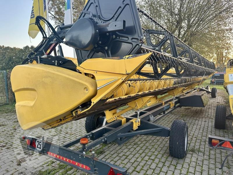 New Holland Schneidwerk 40 GHVF - حصادة شاملة - الرأس: صور 1 New Holland Schneidwerk 40 GHVF - حصادة شاملة - الرأس: صور 1