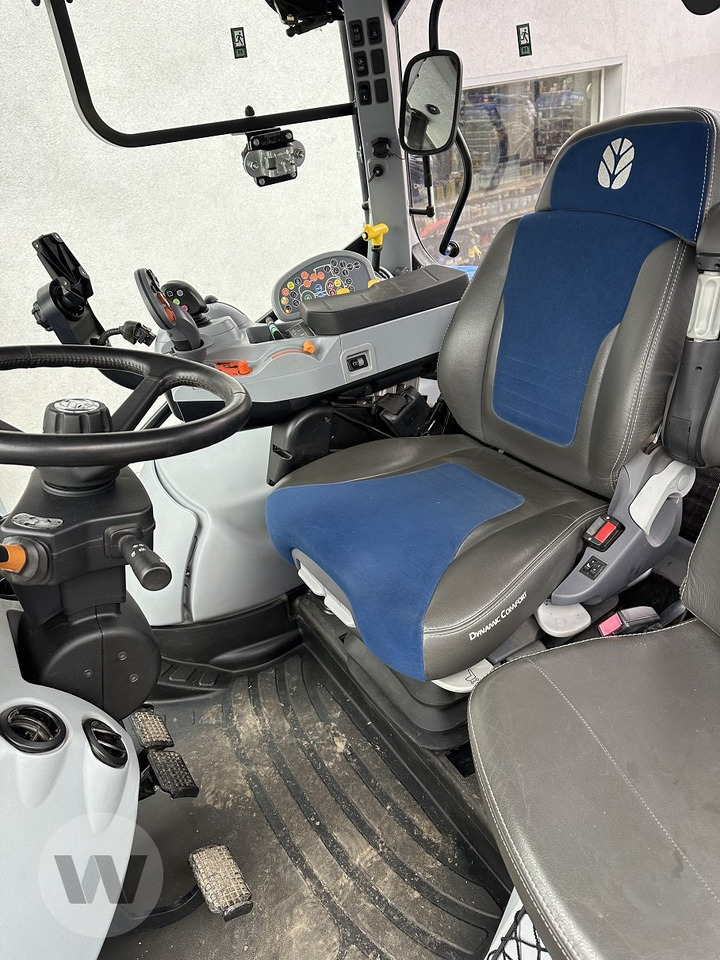 New Holland T 6.145 DC - جرار: صور 3 New Holland T 6.145 DC - جرار: صور 3
