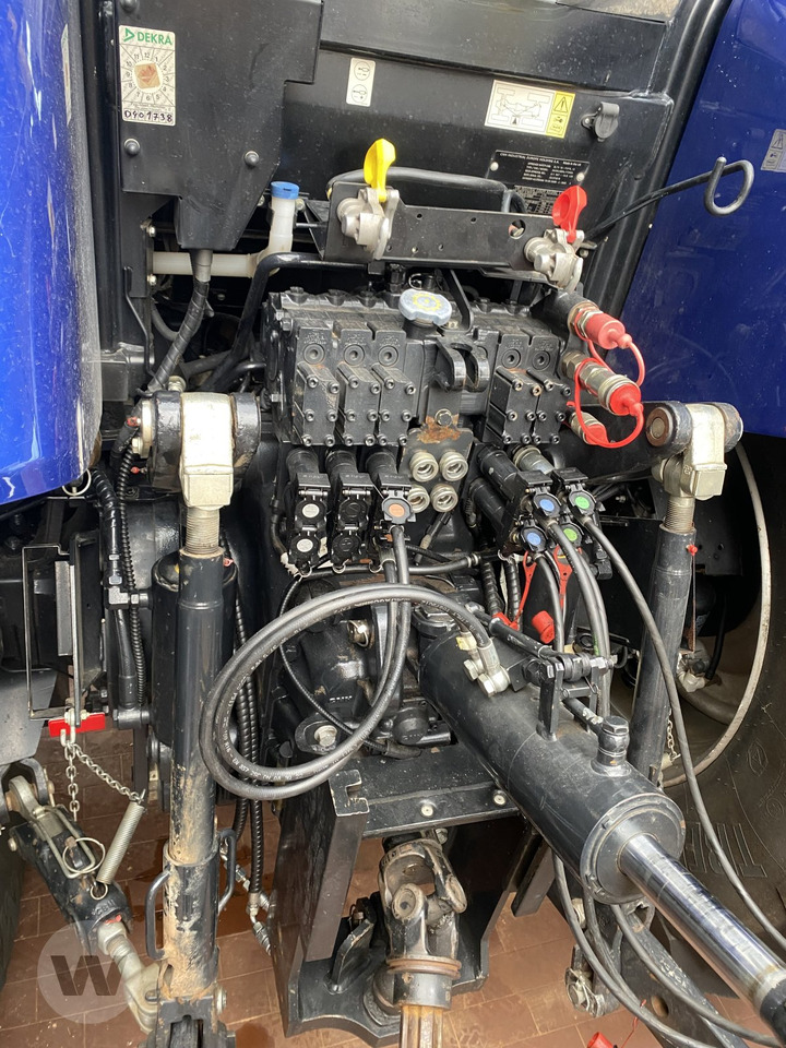 تأجير New Holland T 7.245 New Holland T 7.245: صور 9 تأجير New Holland T 7.245 New Holland T 7.245: صور 9