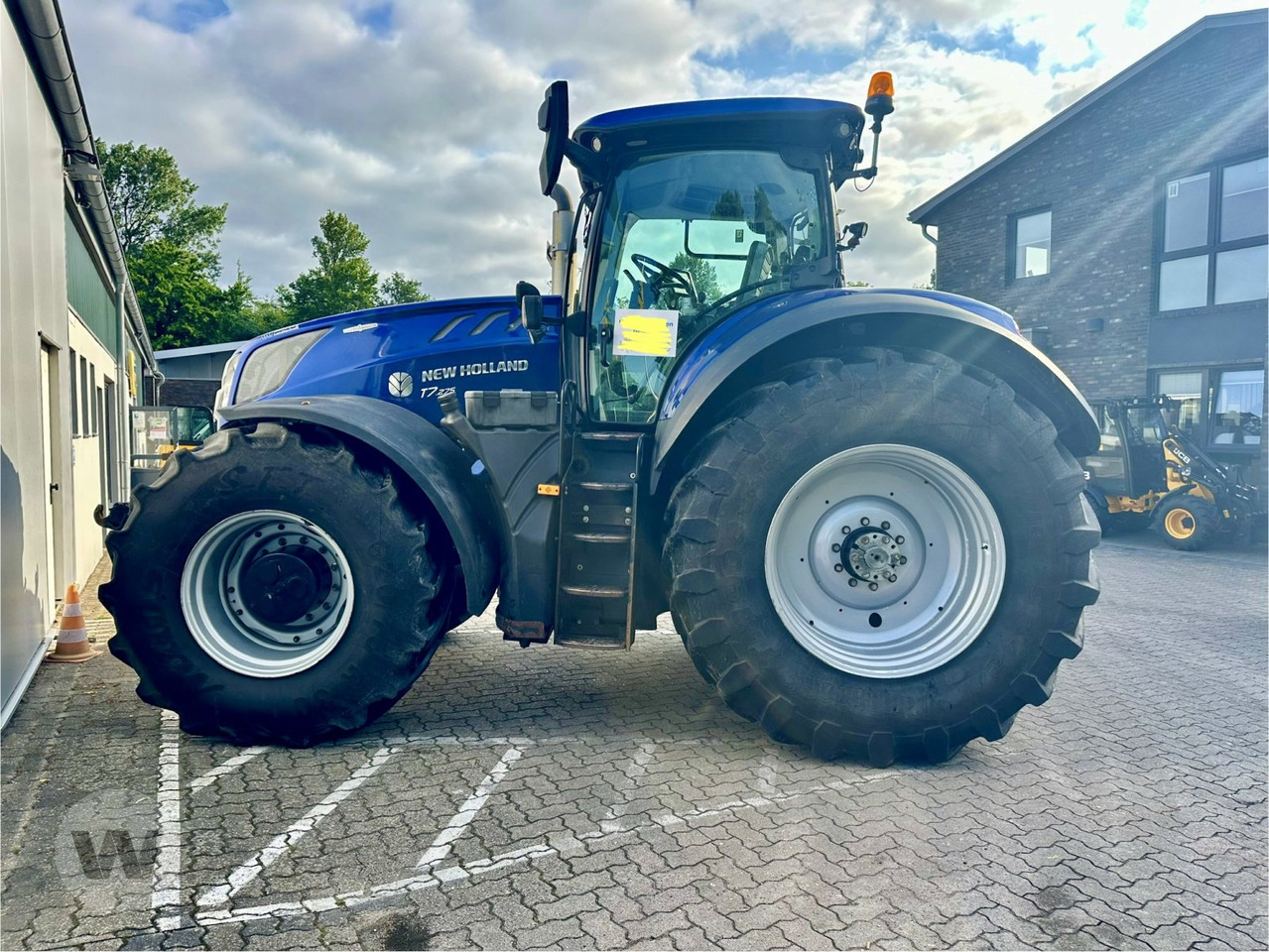 New Holland T 7.270 AC - جرار: صور 4 New Holland T 7.270 AC - جرار: صور 4