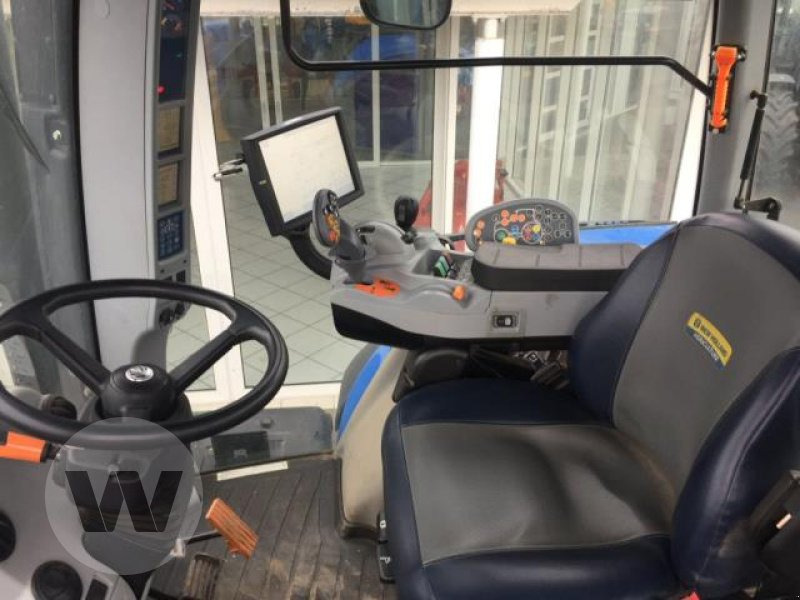 New Holland T 8.420 - جرار: صور 5 New Holland T 8.420 - جرار: صور 5