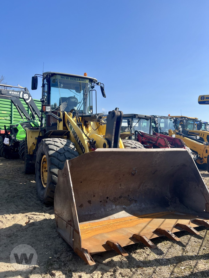 New Holland W 170 B - اللودر بعجل: صور 3 New Holland W 170 B - اللودر بعجل: صور 3