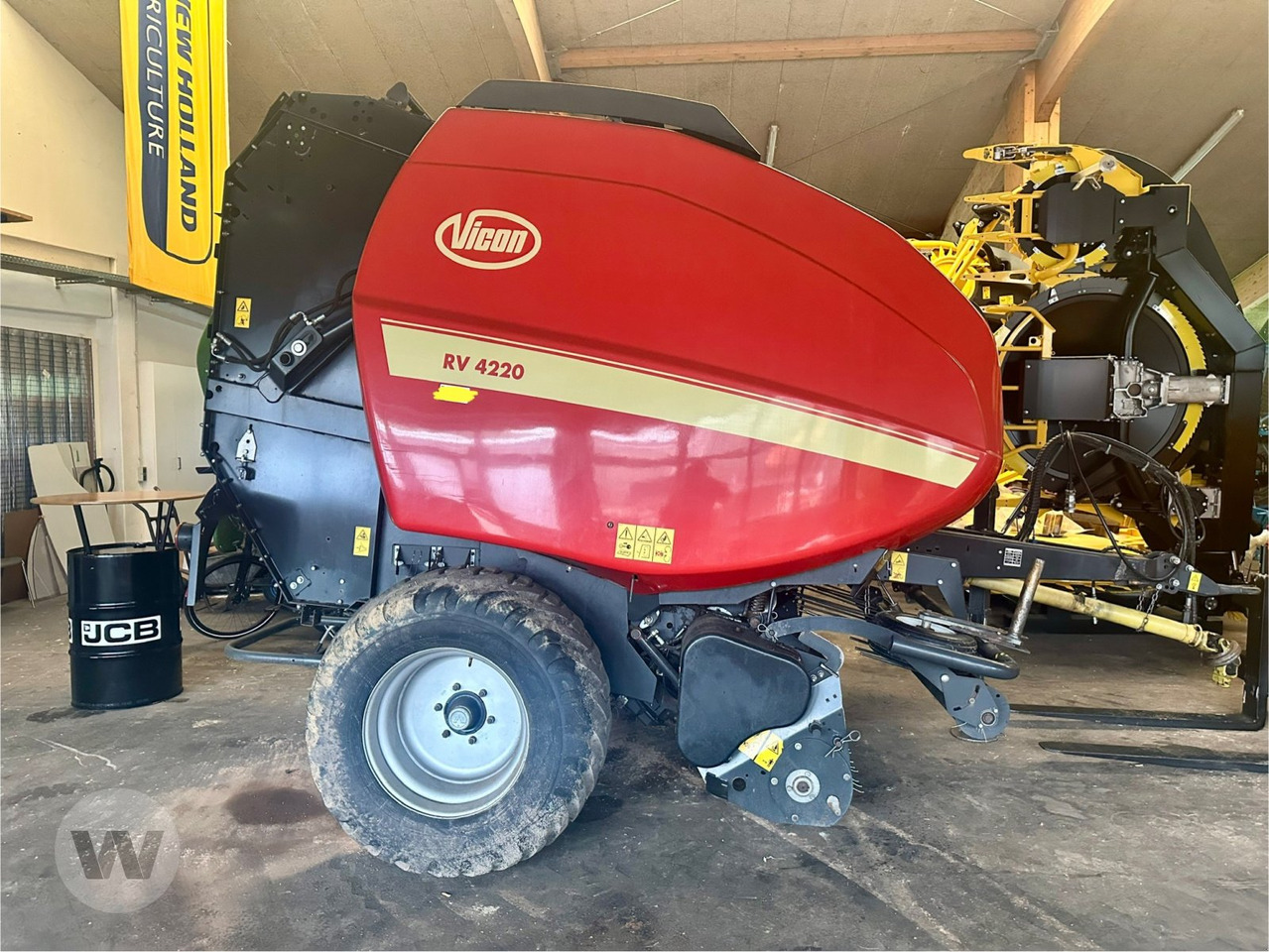 Vicon RV 4220 - مكبس القش الدائري: صور 1 Vicon RV 4220 - مكبس القش الدائري: صور 1