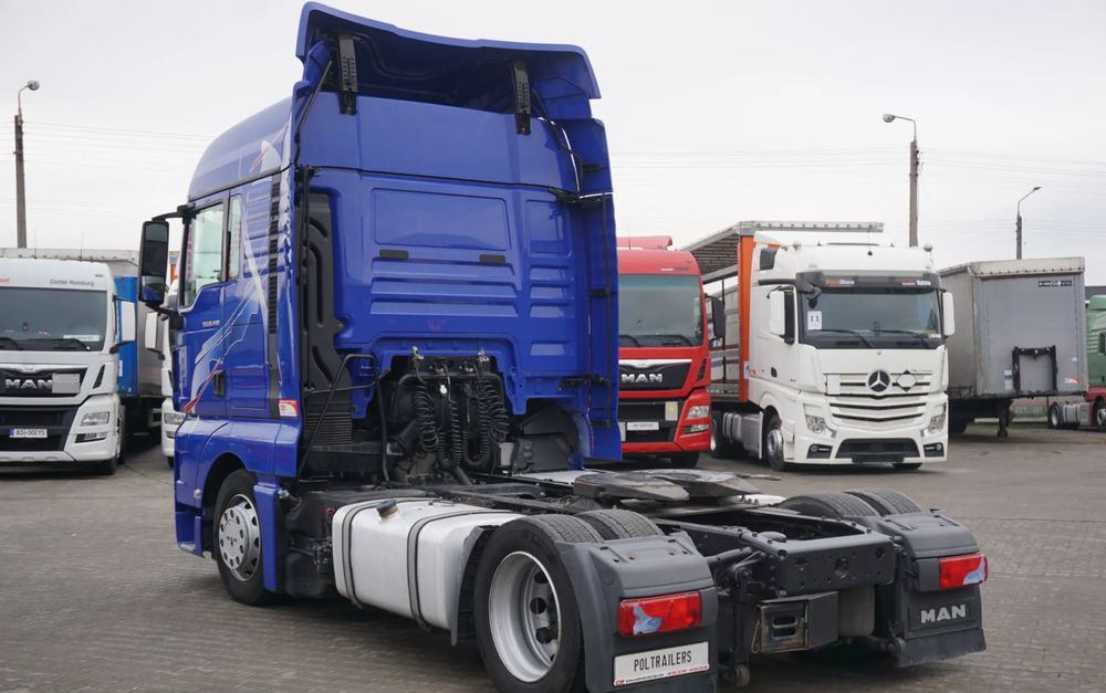 MAN 2 szt. Low-Deck i Standard TGX 18.440 - شاحنة جرار: صور 3 MAN 2 szt. Low-Deck i Standard TGX 18.440 - شاحنة جرار: صور 3