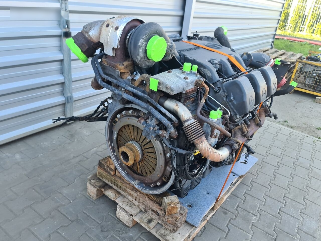Mercedes-Benz ACTROS MP2 MP3 EURO5 Mercedes-Benz OM501LA V6 A0154473840 EURO5 - المحرك - شاحنة: صور 3 Mercedes-Benz ACTROS MP2 MP3 EURO5 Mercedes-Benz OM501LA V6 A0154473840 EURO5 - المحرك - شاحنة: صور 3