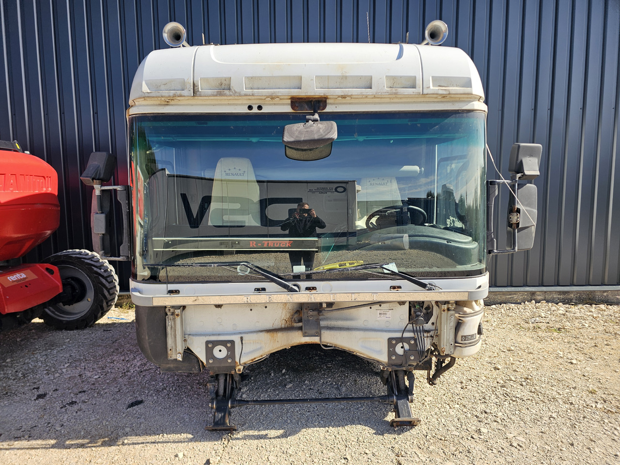 RENAULT MAGNUM DXI VEGA LIFT / COMPLETE CABINE - الكبائن: صور 3 RENAULT MAGNUM DXI VEGA LIFT / COMPLETE CABINE - الكبائن: صور 3