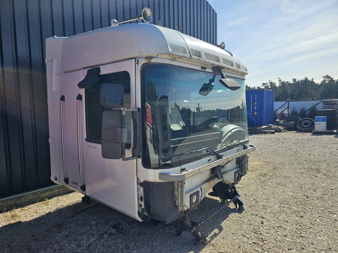 RENAULT MAGNUM DXI VEGA LIFT / COMPLETE CABINE - الكبائن: صور 2 RENAULT MAGNUM DXI VEGA LIFT / COMPLETE CABINE - الكبائن: صور 2