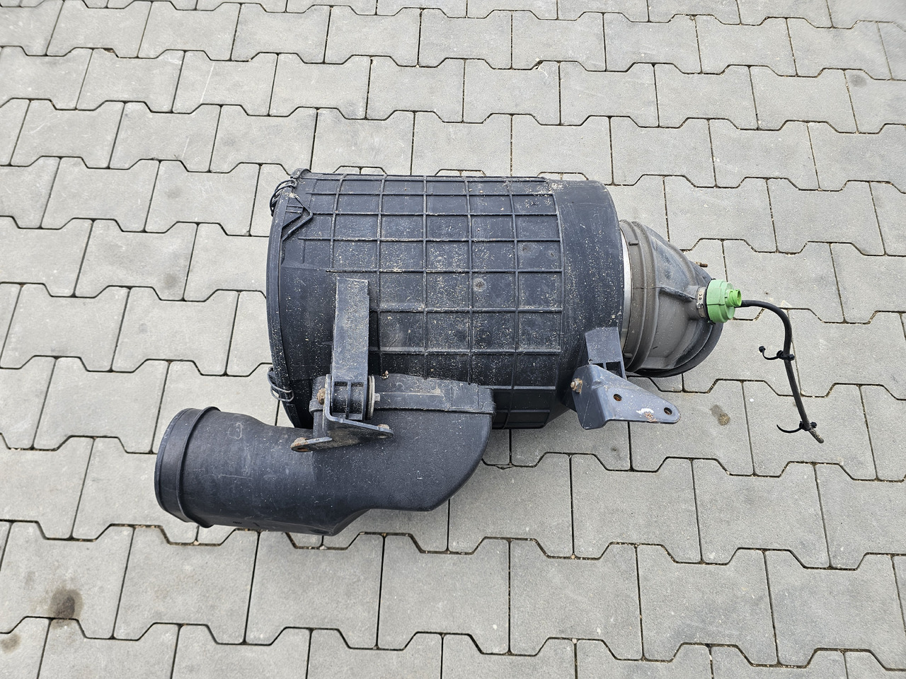 RENAULT RANGE T / AIR FILTER HOUSING / 21248263 - فلتر الهواء: صور 2 RENAULT RANGE T / AIR FILTER HOUSING / 21248263 - فلتر الهواء: صور 2