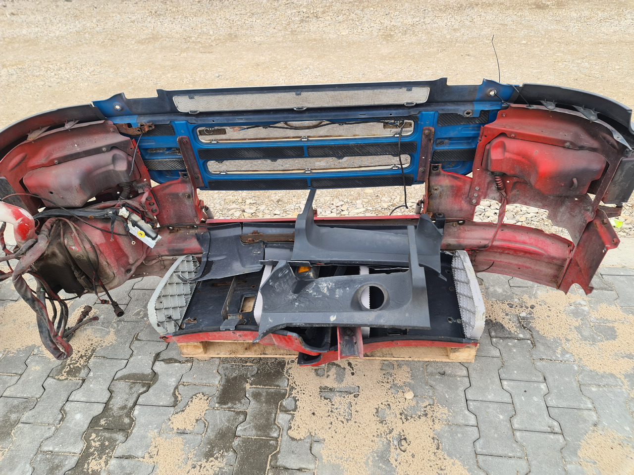 SCANIA P / BUMPER STEPS LAMPS SET / WORLDWIDE DELIVERY - كأس مترعة: صور 4 SCANIA P / BUMPER STEPS LAMPS SET / WORLDWIDE DELIVERY - كأس مترعة: صور 4