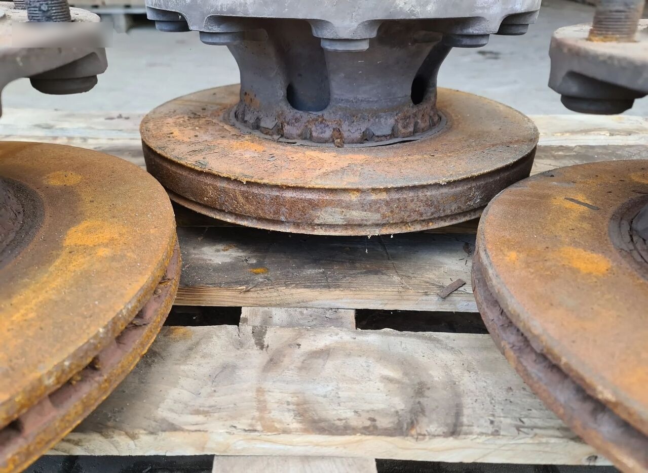 VOLVO RENAULT FRONT HUB 68mm 6.8cm / WORLDWIDE DELIVERY - محاور - شاحنة: صور 4 VOLVO RENAULT FRONT HUB 68mm 6.8cm / WORLDWIDE DELIVERY - محاور - شاحنة: صور 4