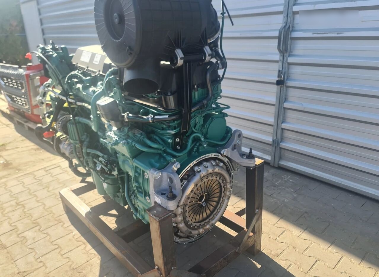 Volvo D13K460 Volvo FH4 FH5 truck - المحرك - شاحنة: صور 3 Volvo D13K460 Volvo FH4 FH5 truck - المحرك - شاحنة: صور 3