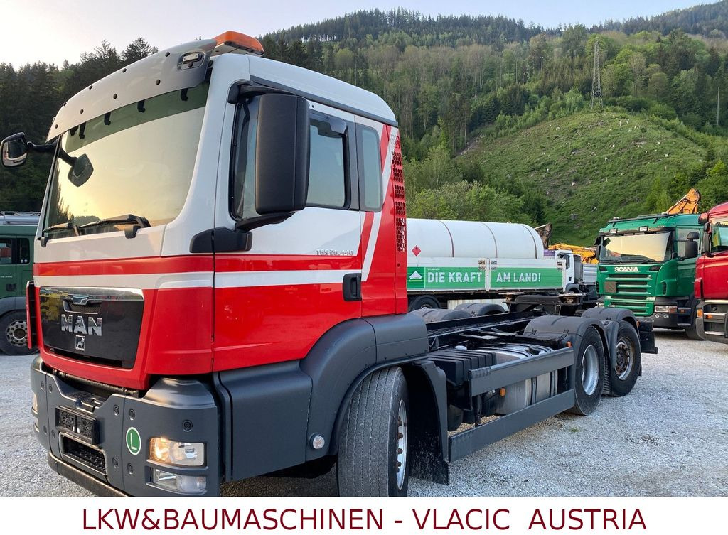 MAN TGS 26.440 6x2 mit Lift und Lenkachse - الشاسيه شاحنة: صور 1 MAN TGS 26.440 6x2 mit Lift und Lenkachse - الشاسيه شاحنة: صور 1