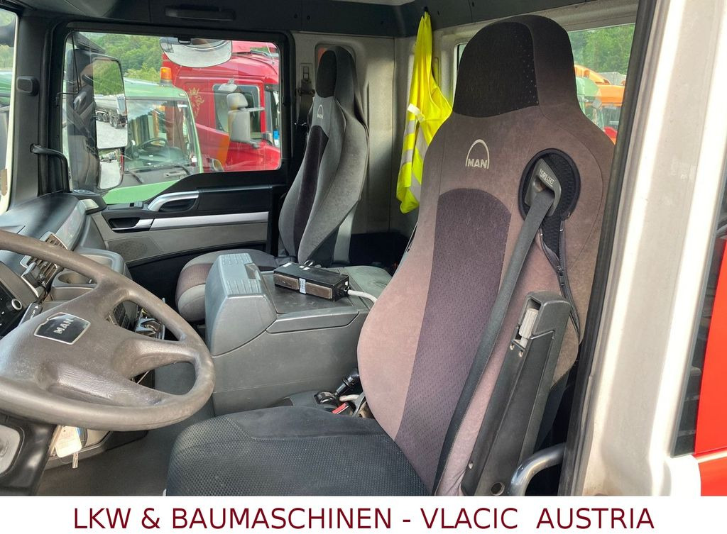 MAN TGS 33.440 (6x4) EEV Abrollkipper MAN TGS 33.440 (6x4) EEV Abrollkipper - شاحنة ذات الخطاف: صور 4 MAN TGS 33.440 (6x4) EEV Abrollkipper MAN TGS 33.440 (6x4) EEV Abrollkipper - شاحنة ذات الخطاف: صور 4