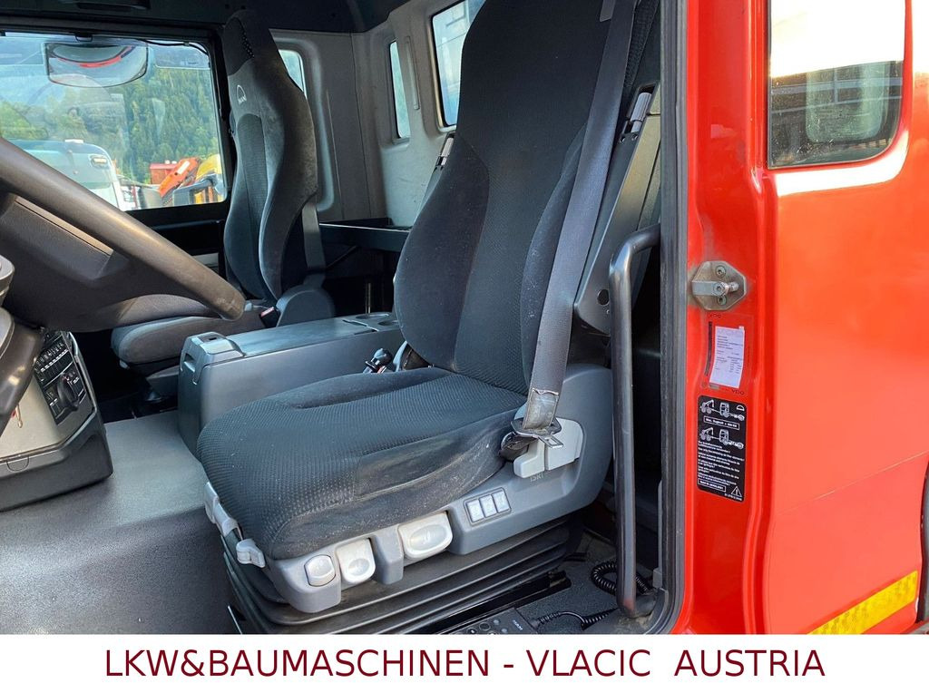 MAN TGS Holztransporter mit Kran Palfinger MAN TGS 33.480 6x6Holztransporter mit Kran Palfinger - شاحنة قطع الأشجار, شاحنة كرين: صور 4 MAN TGS Holztransporter mit Kran Palfinger MAN TGS 33.480 6x6Holztransporter mit Kran Palfinger - شاحنة قطع الأشجار, شاحنة كرين: صور 4