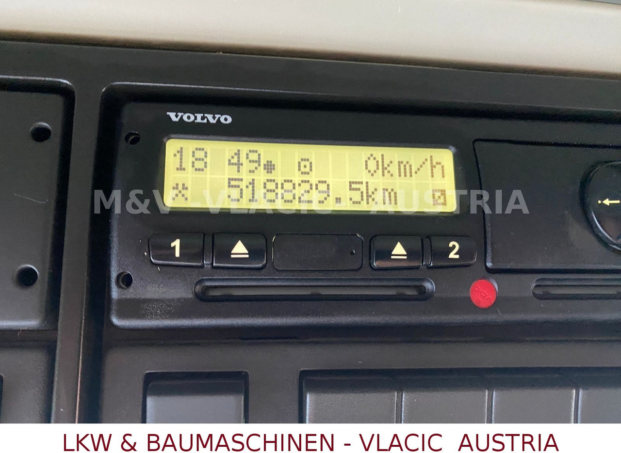 Volvo FH 540 (6X4) D13K540 - شاحنة قطع الأشجار: صور 3 Volvo FH 540 (6X4) D13K540 - شاحنة قطع الأشجار: صور 3