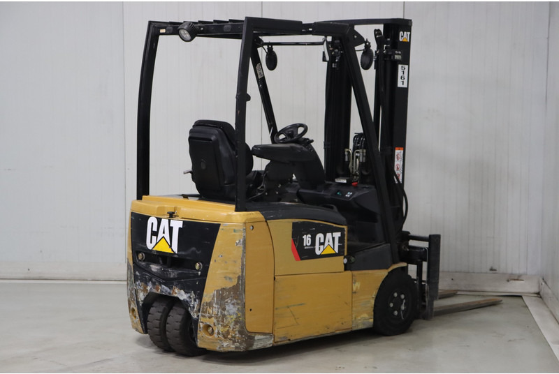 Caterpillar EP16CPNT - رافعة شوكية كهربائية: صور 2 Caterpillar EP16CPNT - رافعة شوكية كهربائية: صور 2