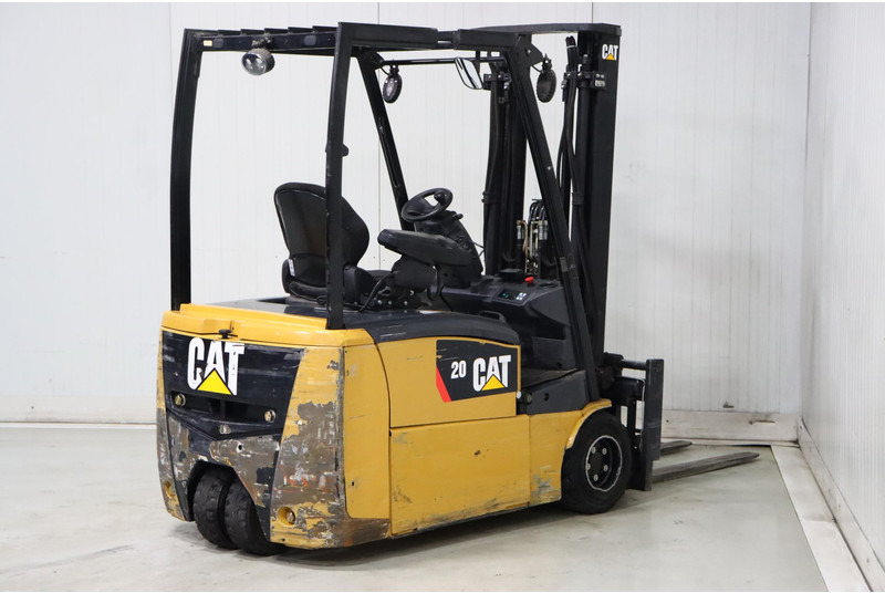 Caterpillar EP20PNT - رافعة شوكية كهربائية: صور 3 Caterpillar EP20PNT - رافعة شوكية كهربائية: صور 3