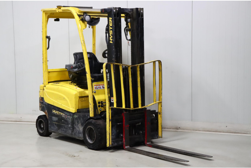 Hyster J1.8XNT - رافعة شوكية كهربائية: صور 1 Hyster J1.8XNT - رافعة شوكية كهربائية: صور 1