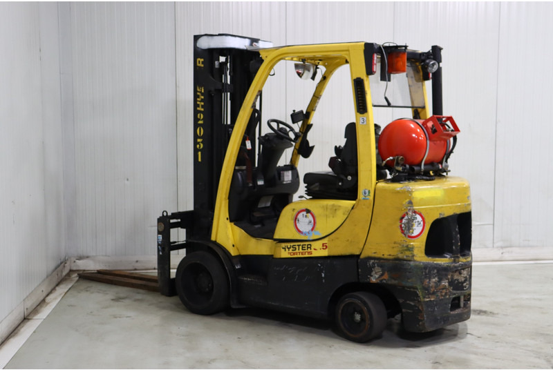 Hyster S3.0FT - رافعة شوكية تعمل بالغاز: صور 5 Hyster S3.0FT - رافعة شوكية تعمل بالغاز: صور 5