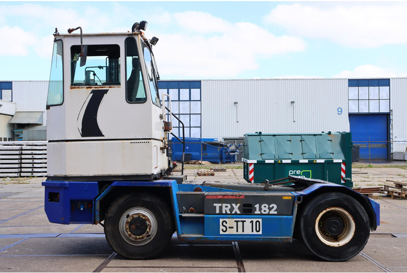 Kalmar TRX182A - جرارات صالات المطارات: صور 4 Kalmar TRX182A - جرارات صالات المطارات: صور 4
