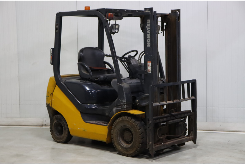 Komatsu FD18T-20 - رافعة شوكية ديزل: صور 1 Komatsu FD18T-20 - رافعة شوكية ديزل: صور 1