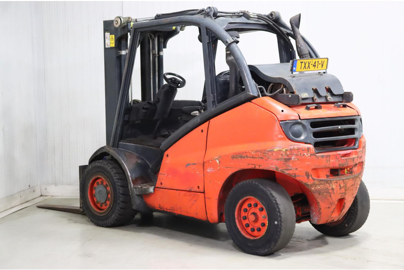 Linde H45T - رافعة شوكية تعمل بالغاز: صور 4 Linde H45T - رافعة شوكية تعمل بالغاز: صور 4