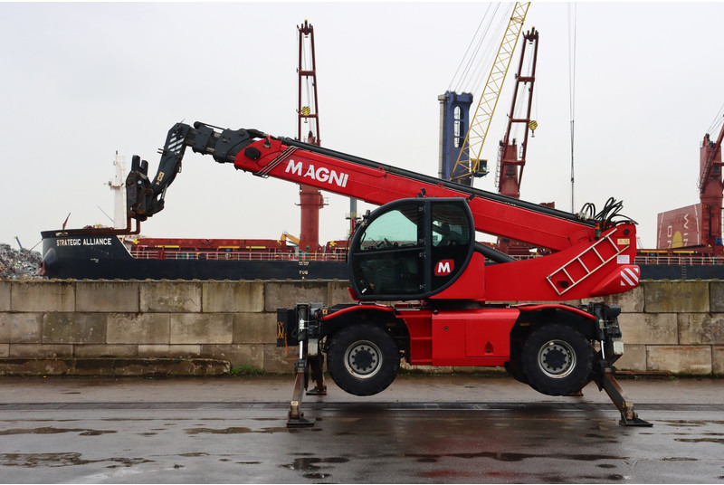 MAGNI RTH5.25S - رافعة تلسكوبية: صور 5 MAGNI RTH5.25S - رافعة تلسكوبية: صور 5