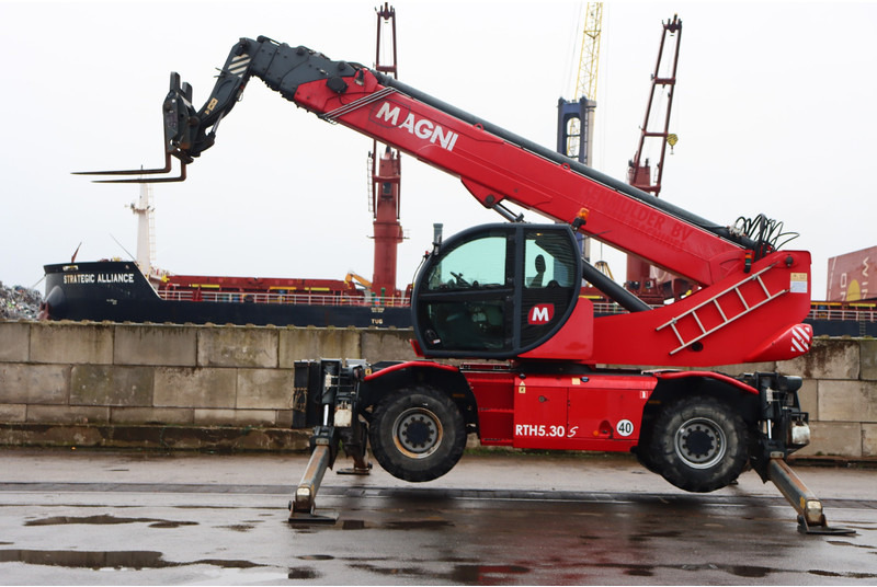 MAGNI RTH5.30S - رافعة تلسكوبية: صور 5 MAGNI RTH5.30S - رافعة تلسكوبية: صور 5