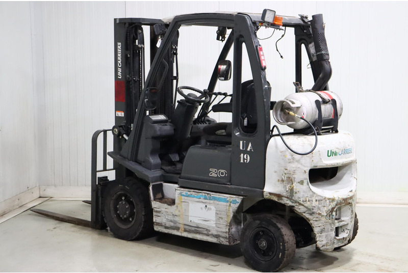 Nissan U1D2A20LQ - رافعة شوكية تعمل بالغاز: صور 4 Nissan U1D2A20LQ - رافعة شوكية تعمل بالغاز: صور 4