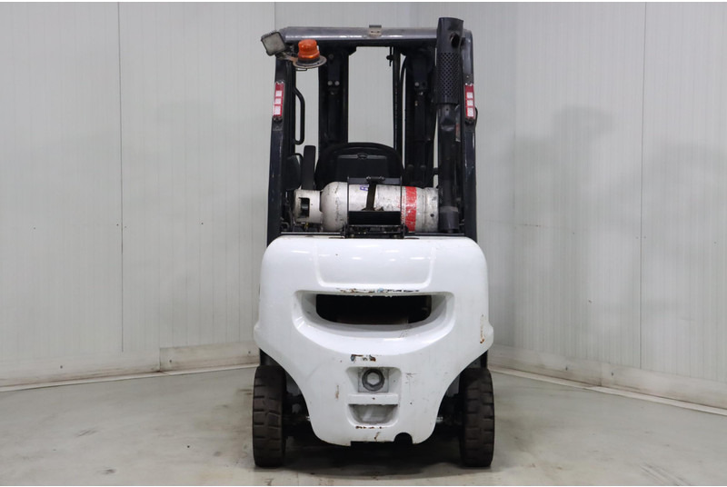 Nissan U1D2A20LQ - رافعة شوكية تعمل بالغاز: صور 5 Nissan U1D2A20LQ - رافعة شوكية تعمل بالغاز: صور 5