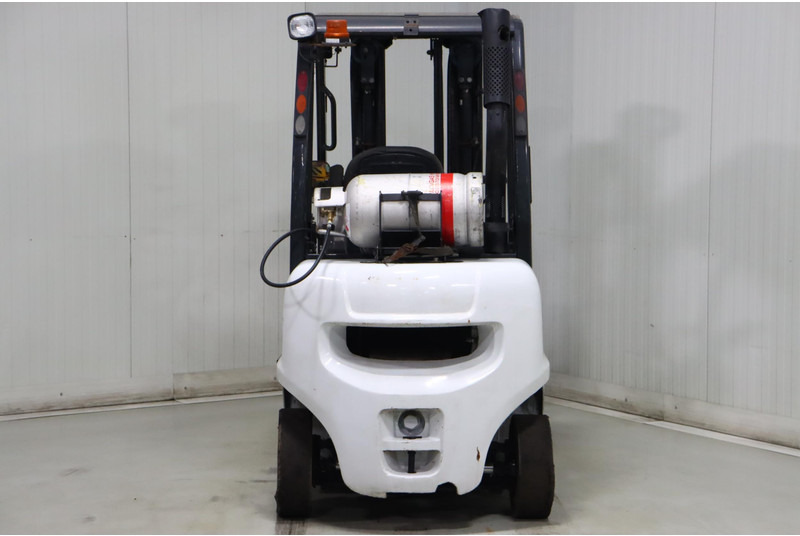 Nissan U1D2A20LQ - رافعة شوكية تعمل بالغاز: صور 5 Nissan U1D2A20LQ - رافعة شوكية تعمل بالغاز: صور 5