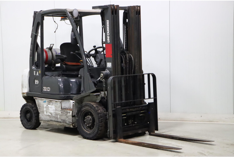 Nissan U1D2A20LQ - رافعة شوكية تعمل بالغاز: صور 1 Nissan U1D2A20LQ - رافعة شوكية تعمل بالغاز: صور 1