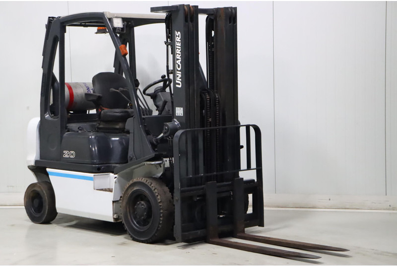 Nissan U1D2A20LQ - رافعة شوكية تعمل بالغاز: صور 1 Nissan U1D2A20LQ - رافعة شوكية تعمل بالغاز: صور 1