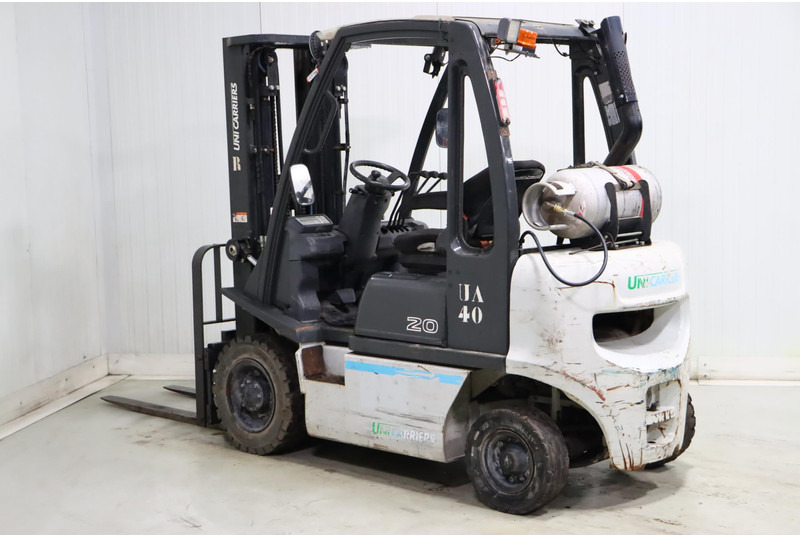 Nissan U1D2A20LQ - رافعة شوكية تعمل بالغاز: صور 4 Nissan U1D2A20LQ - رافعة شوكية تعمل بالغاز: صور 4