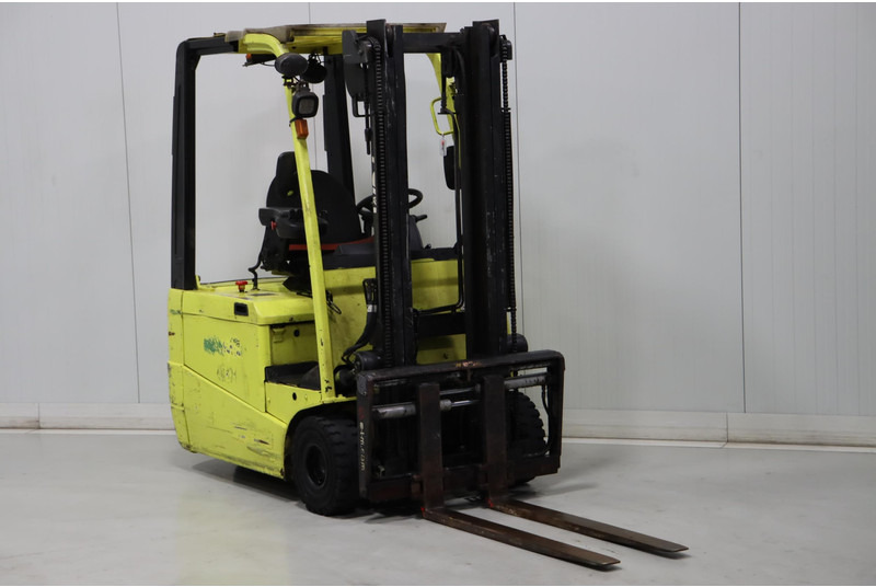 UniCarriers AG1N1L16H - رافعة شوكية كهربائية: صور 1 UniCarriers AG1N1L16H - رافعة شوكية كهربائية: صور 1