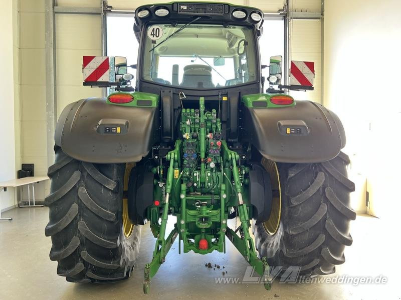جرار John Deere 6250R ULTIMATE CommandPro: صور 7