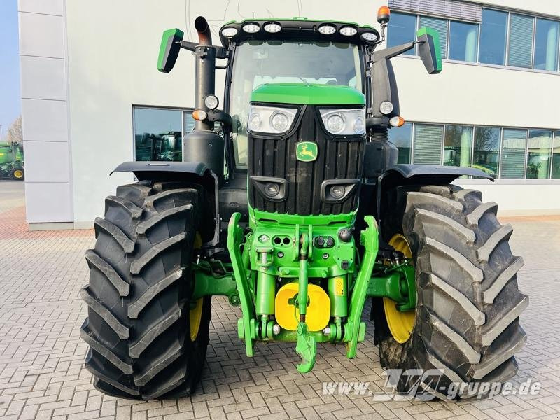 John Deere 6R 250 - جرار: صور 5 John Deere 6R 250 - جرار: صور 5